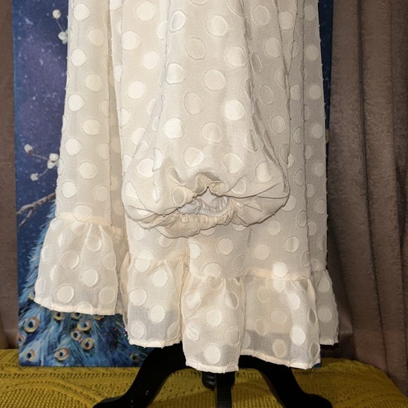 Show Me Your MuMu Size S Cream Pocketed Dress - Picture 7 of 13